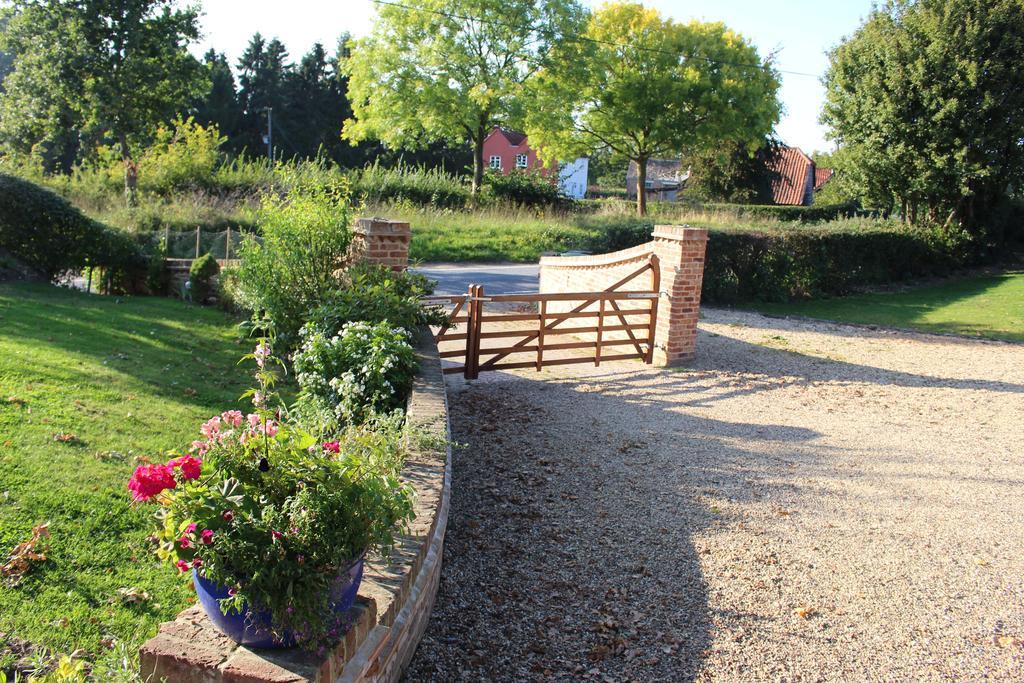 Oakwrights Apartamento Terling Exterior foto